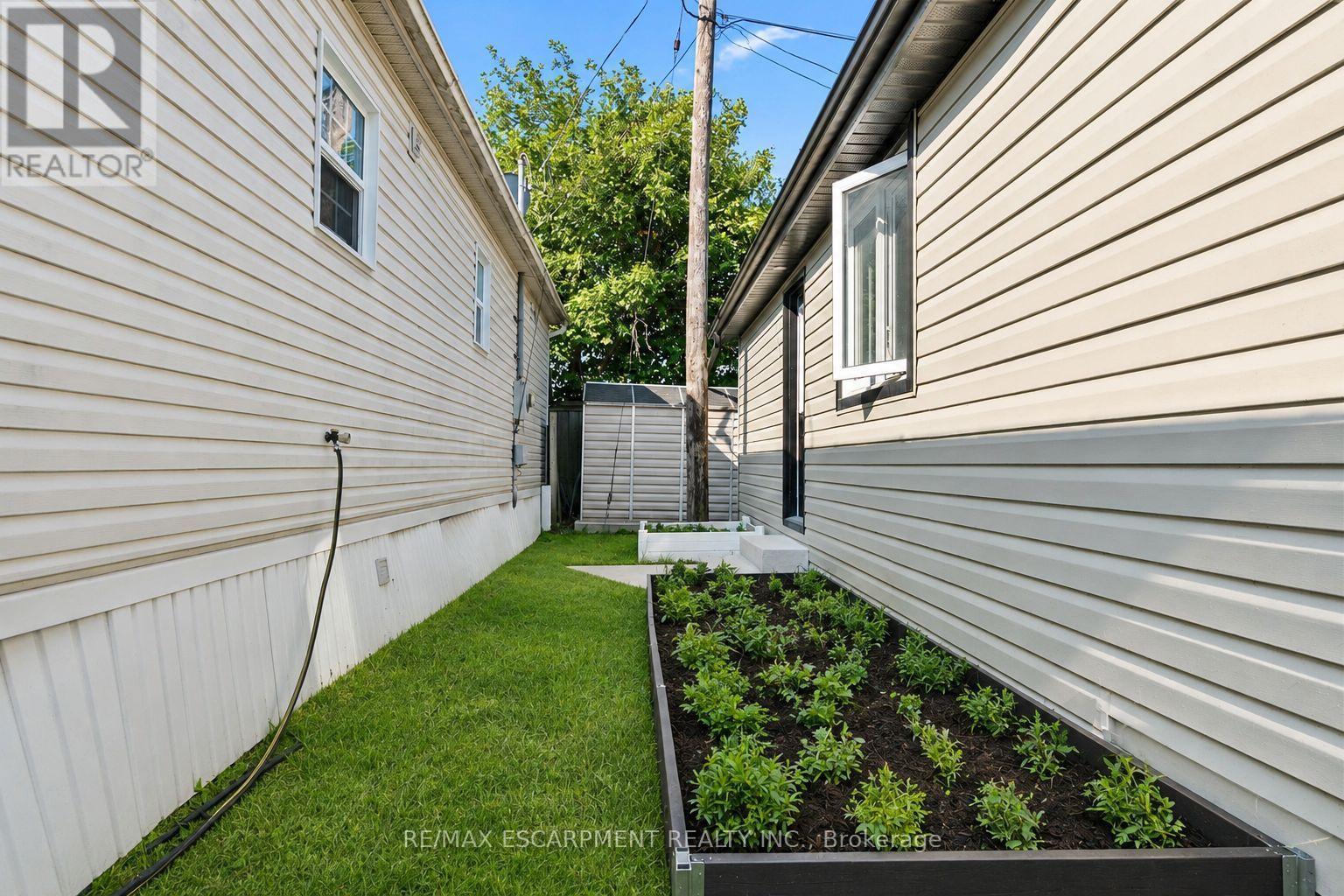 #19 3233 DERRY ROAD E - Image 31