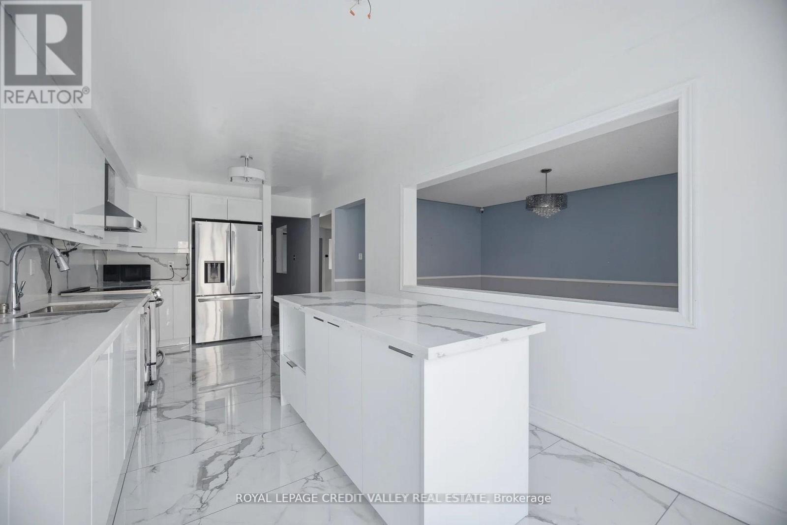 23 CAPISTRO STREET - 15