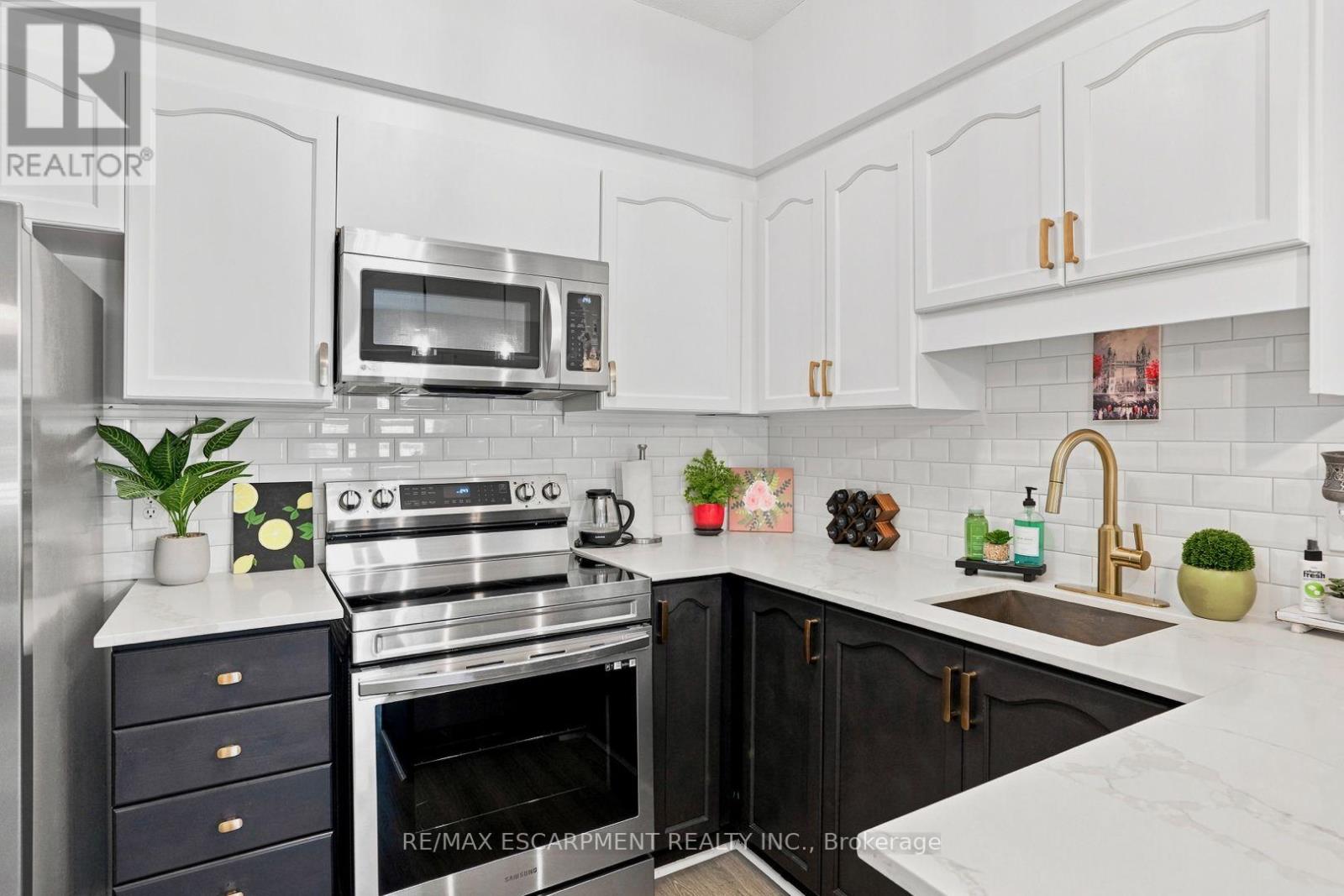 #101 4016 KILMER DRIVE - 16