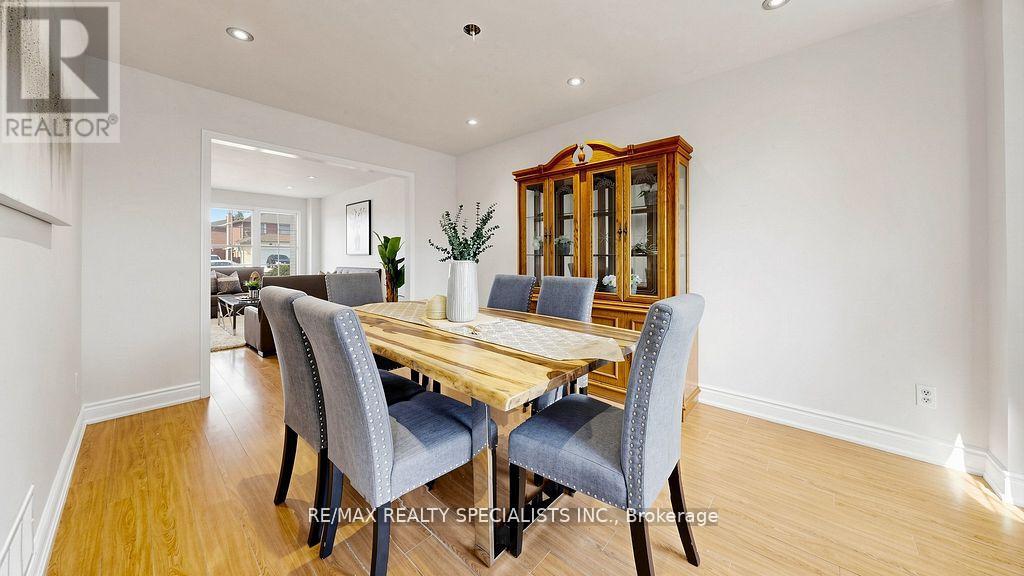 59 SUNFOREST DRIVE - 20