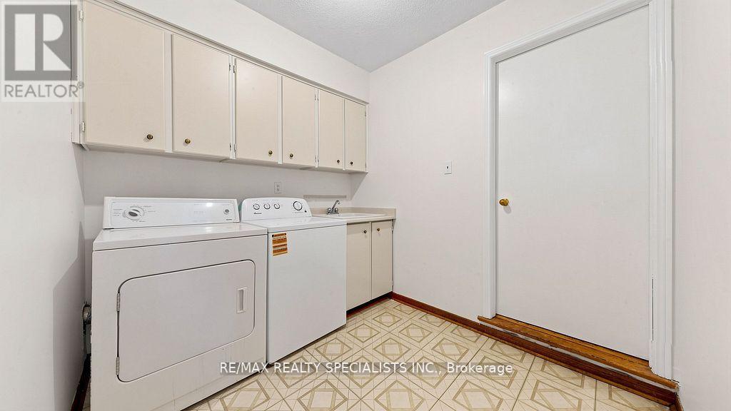 59 SUNFOREST DRIVE - Image 37
