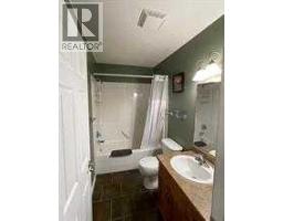 302, 3 501 Street, Fox Creek, AB T0H1P0 Photo 10