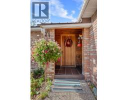 Living room of 5455 COURVAL ROAD · Prince George, BC