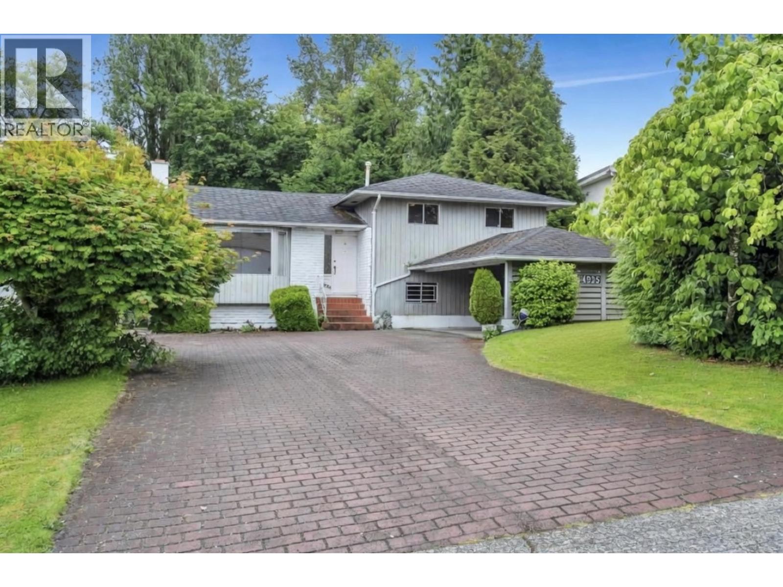 4936 BARKER CRESCENT