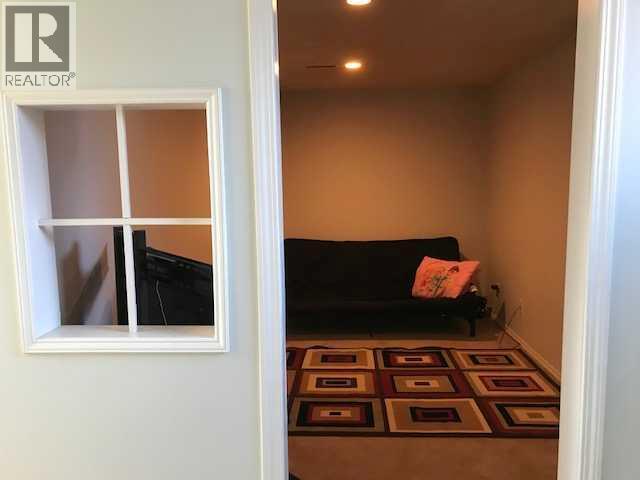 712 3 Avenue - Photo 10
