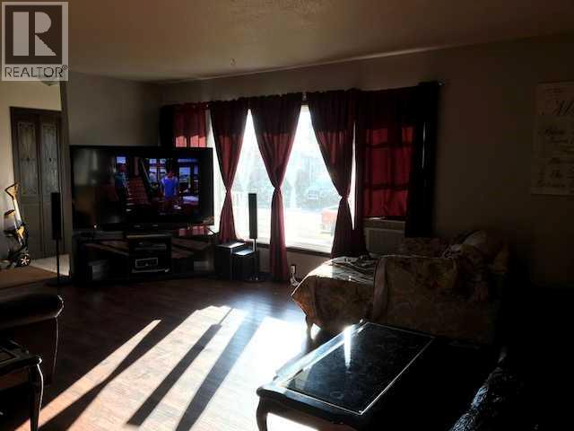 712 3 Avenue - 5