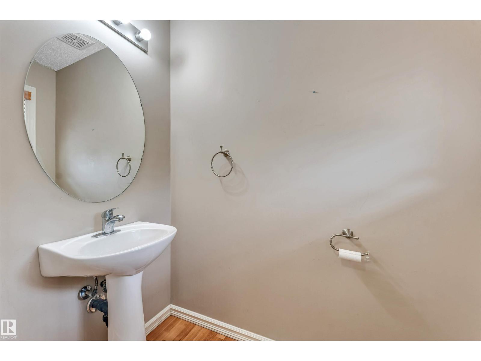 7743 8 AV SW SW, Ellerslie, Edmonton photo 4