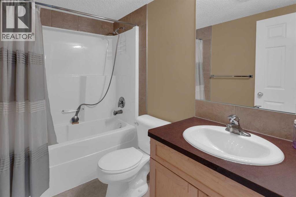 #6213 70 Panamount Drive NW - 16