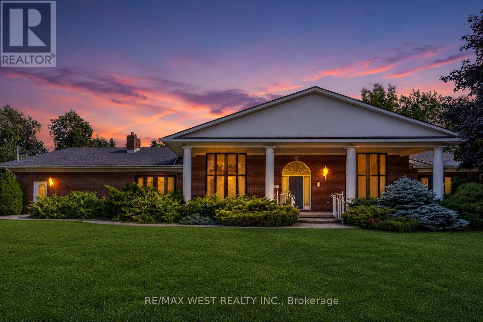 54 LYNNDALE ROAD - 1