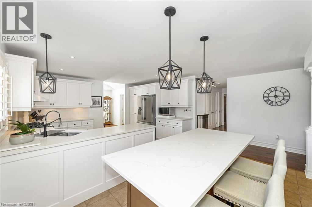 27 CARVER Drive - Image 11