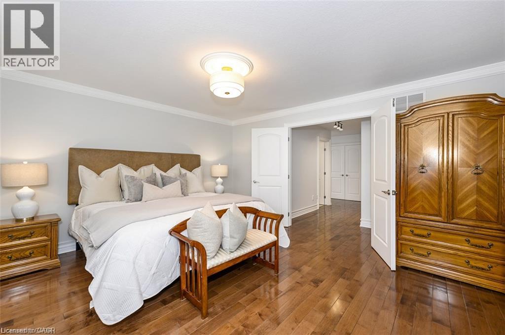 27 CARVER Drive - Image 17