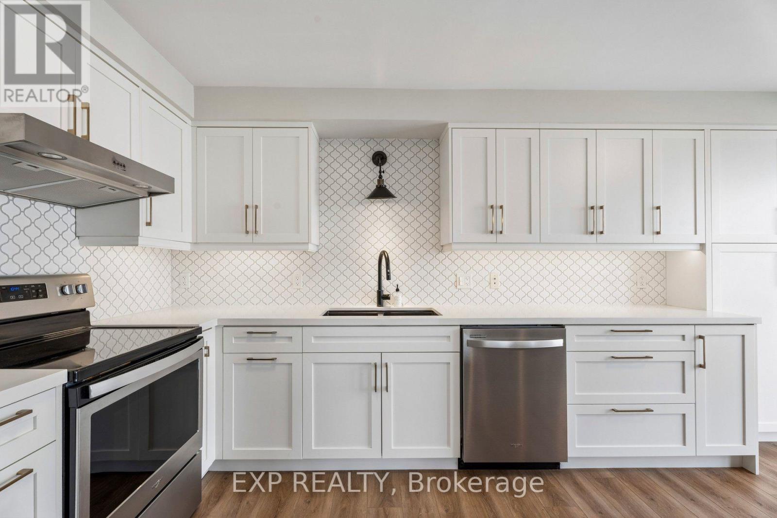 #1304 67 CAROLINE STREET S - Image 16