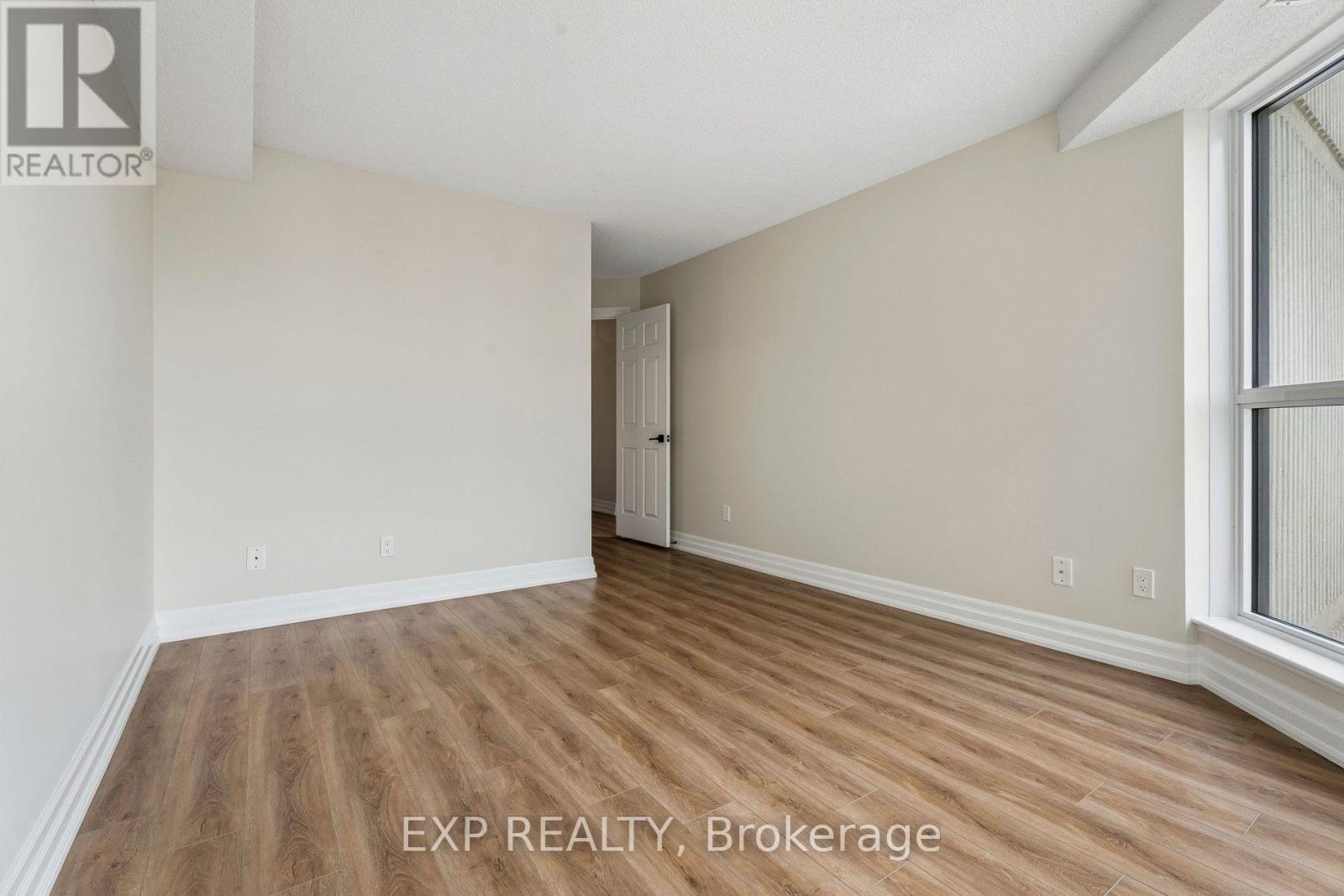 #1304 67 CAROLINE STREET S - Image 28