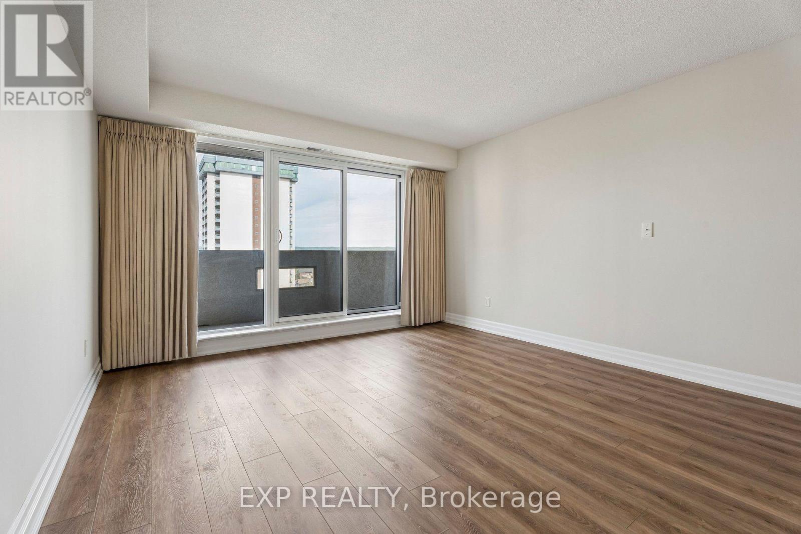 #1304 67 CAROLINE STREET S - Image 34