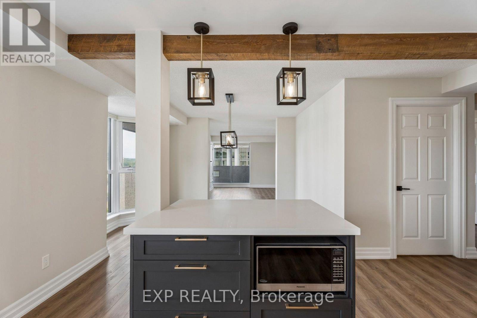 #1304 67 CAROLINE STREET S - Image 42