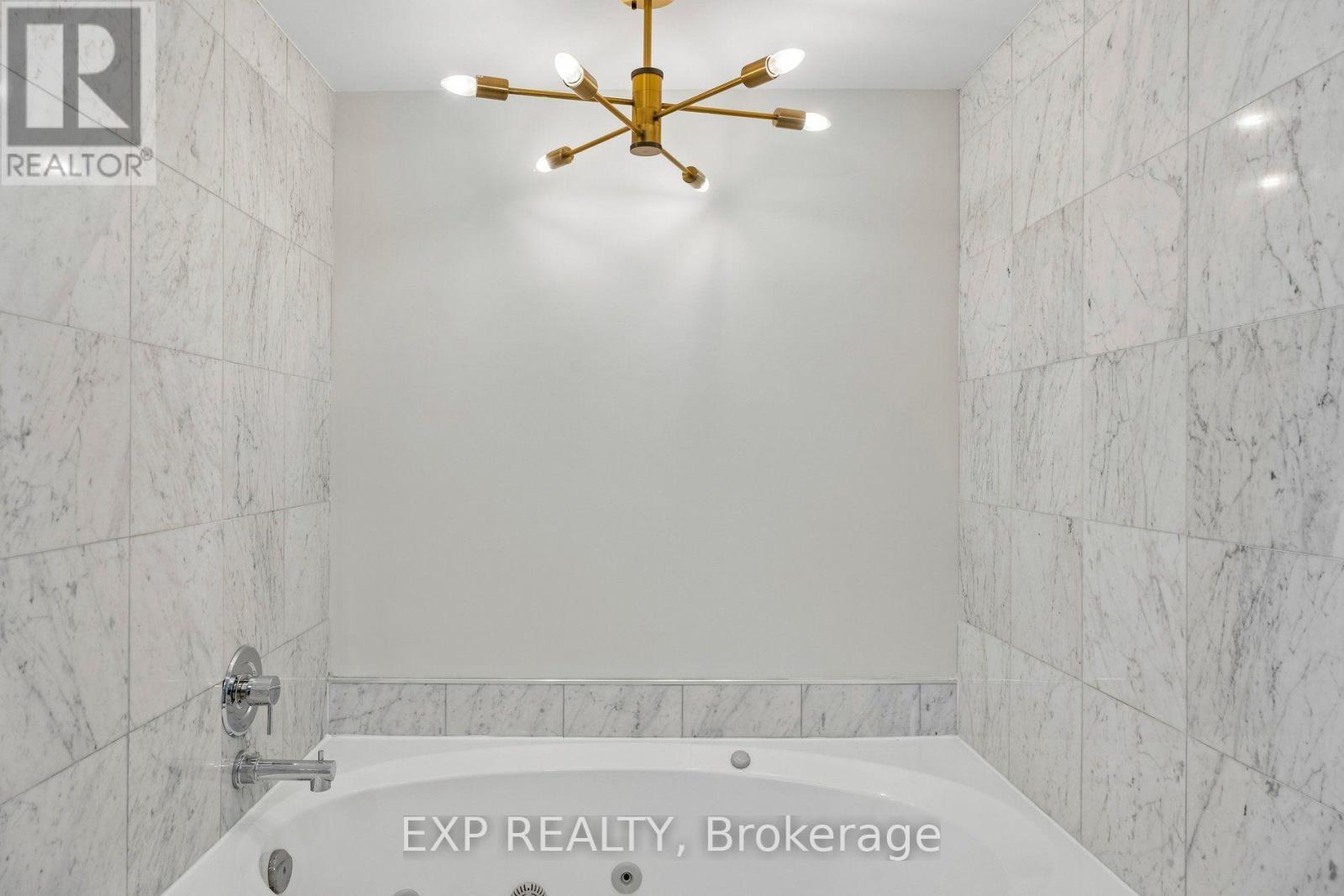 #1304 67 CAROLINE STREET S - Image 47