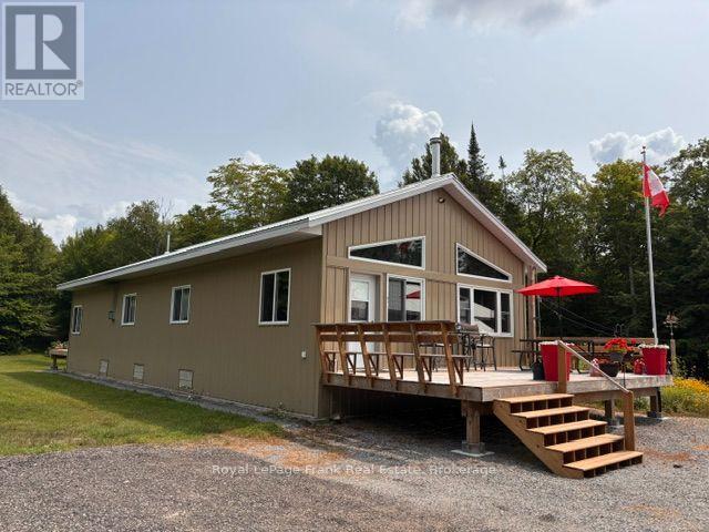 989 NORTH MCKENZIE LAKE ROAD - 1