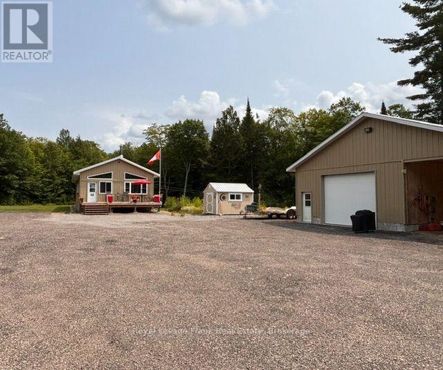 989 NORTH MCKENZIE LAKE ROAD - 30