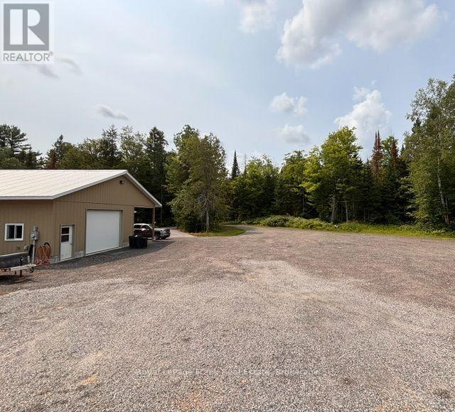 989 NORTH MCKENZIE LAKE ROAD - Image 36