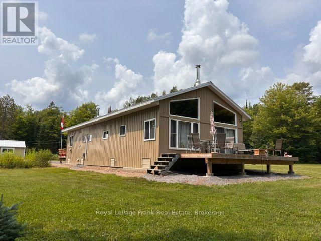 989 NORTH MCKENZIE LAKE ROAD - Image 4