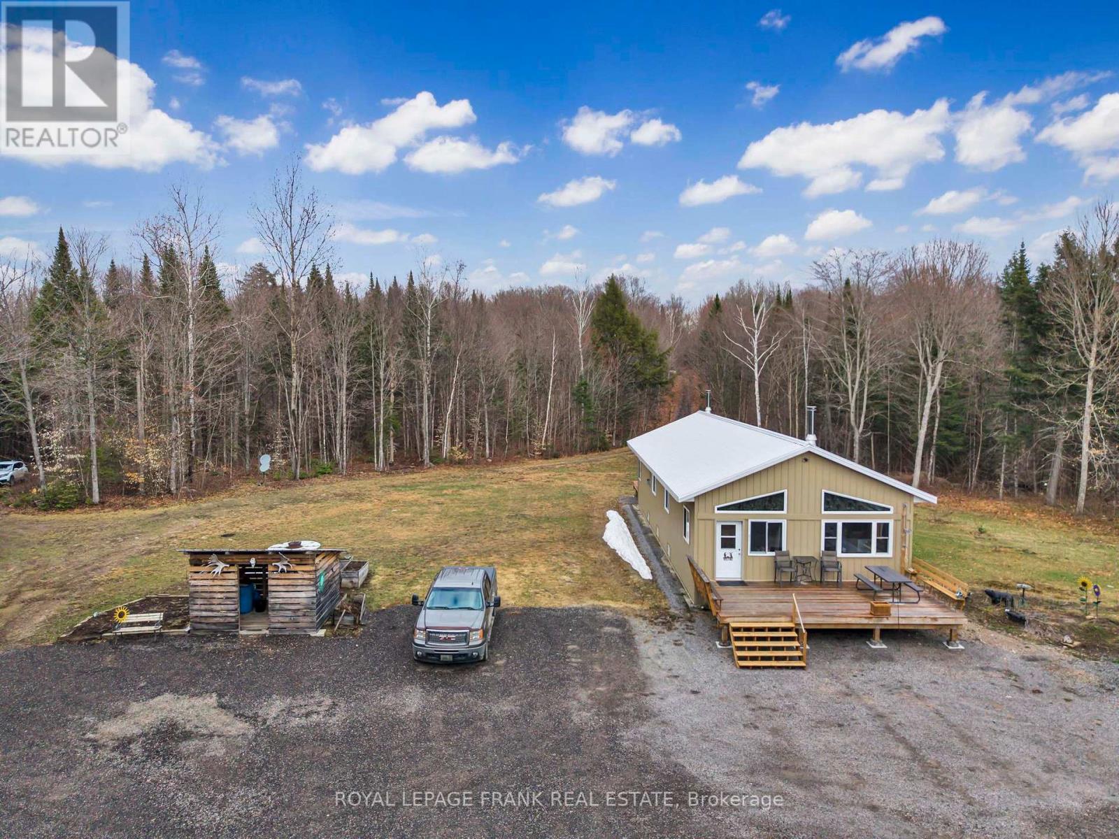 989 NORTH MCKENZIE LAKE ROAD - 8