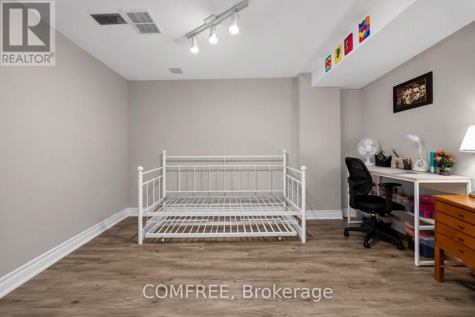 15D VIEW GREEN CRESCENT - Image 18