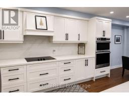 15d View Green Crescent, Toronto, ON M9W7C9 Photo 10