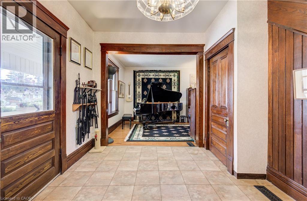 140 SHADE Street - Image 11