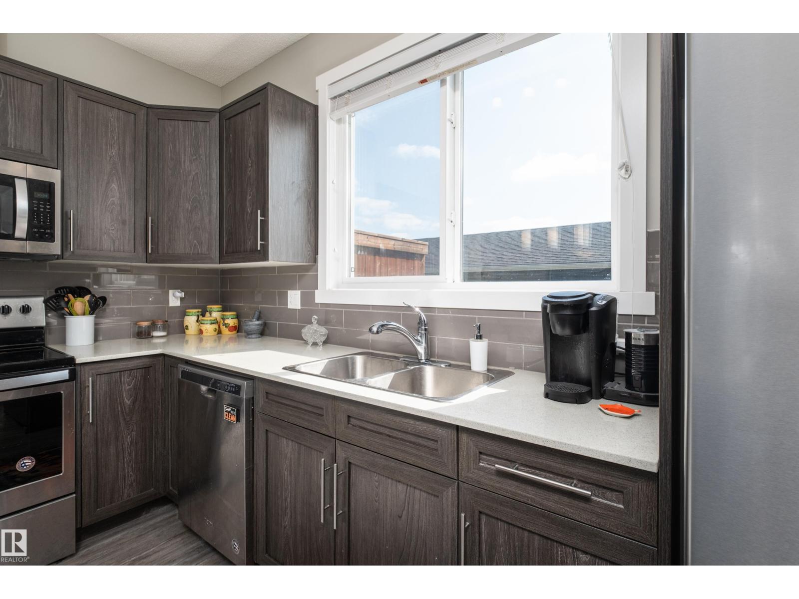 2627 MAPLE WY NW - 21