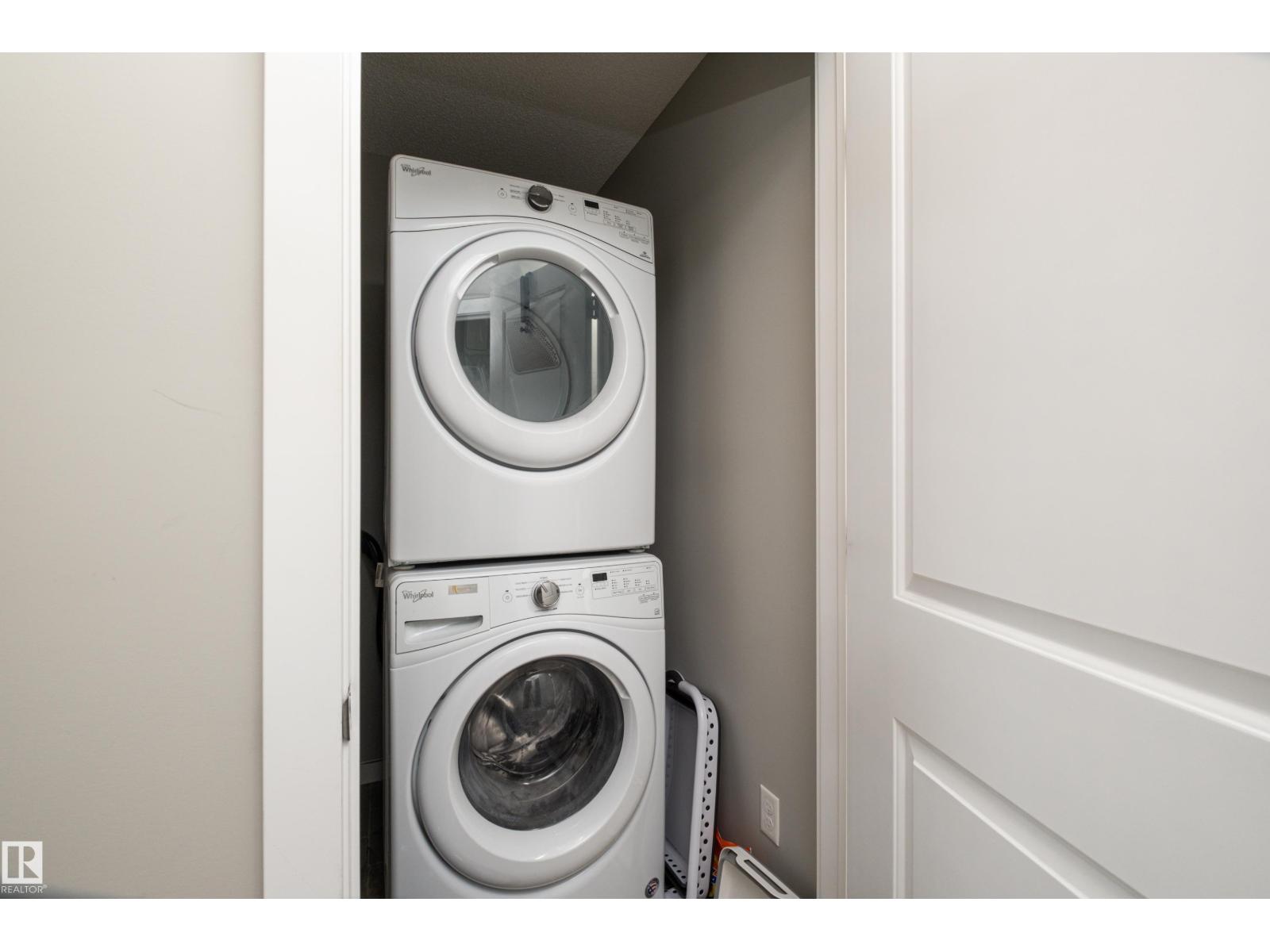 2627 MAPLE WY NW - 38