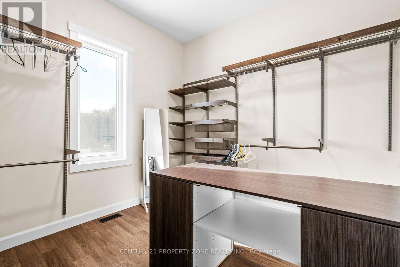 423474 6 CONCESSION - Image 16