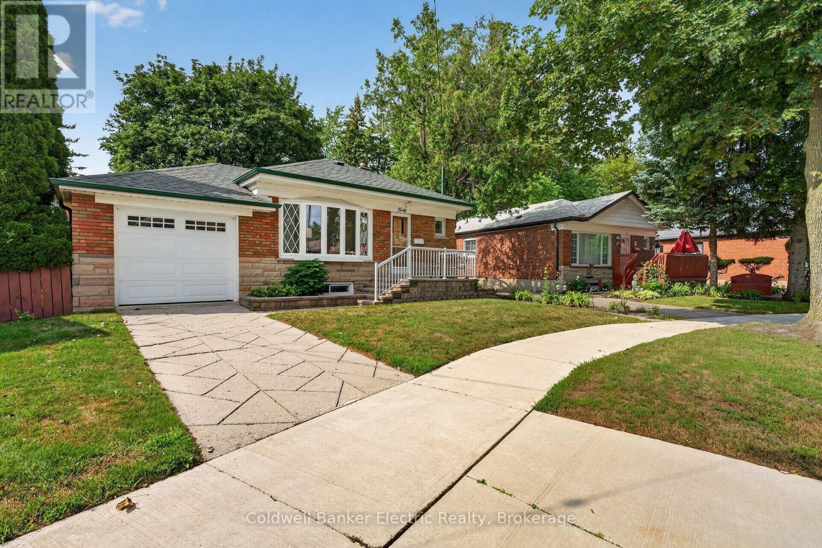 40 WORTHAM DRIVE - 1