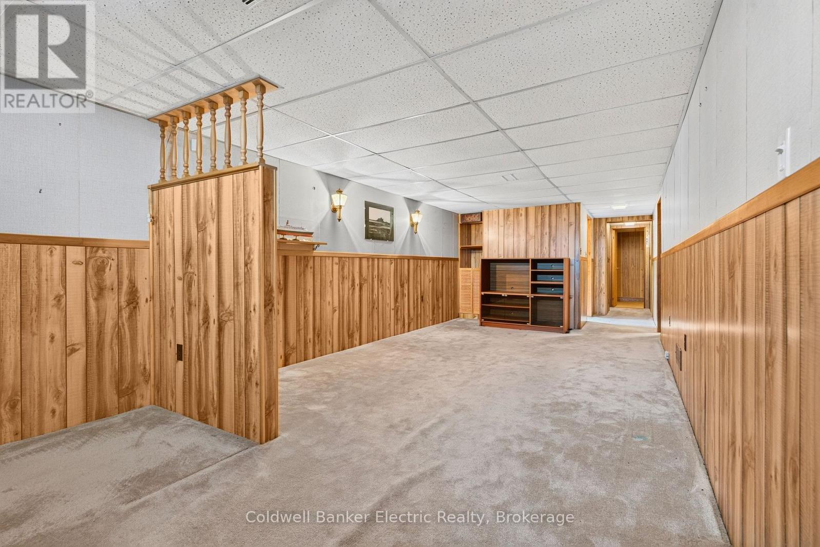 40 WORTHAM DRIVE - 32