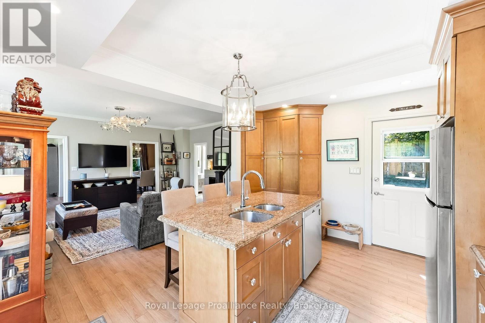 52 BRAMLEY STREET S - 14