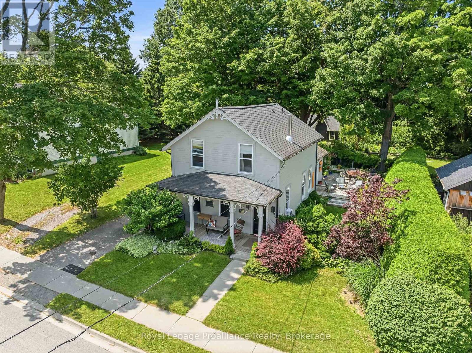 52 BRAMLEY STREET S - 2