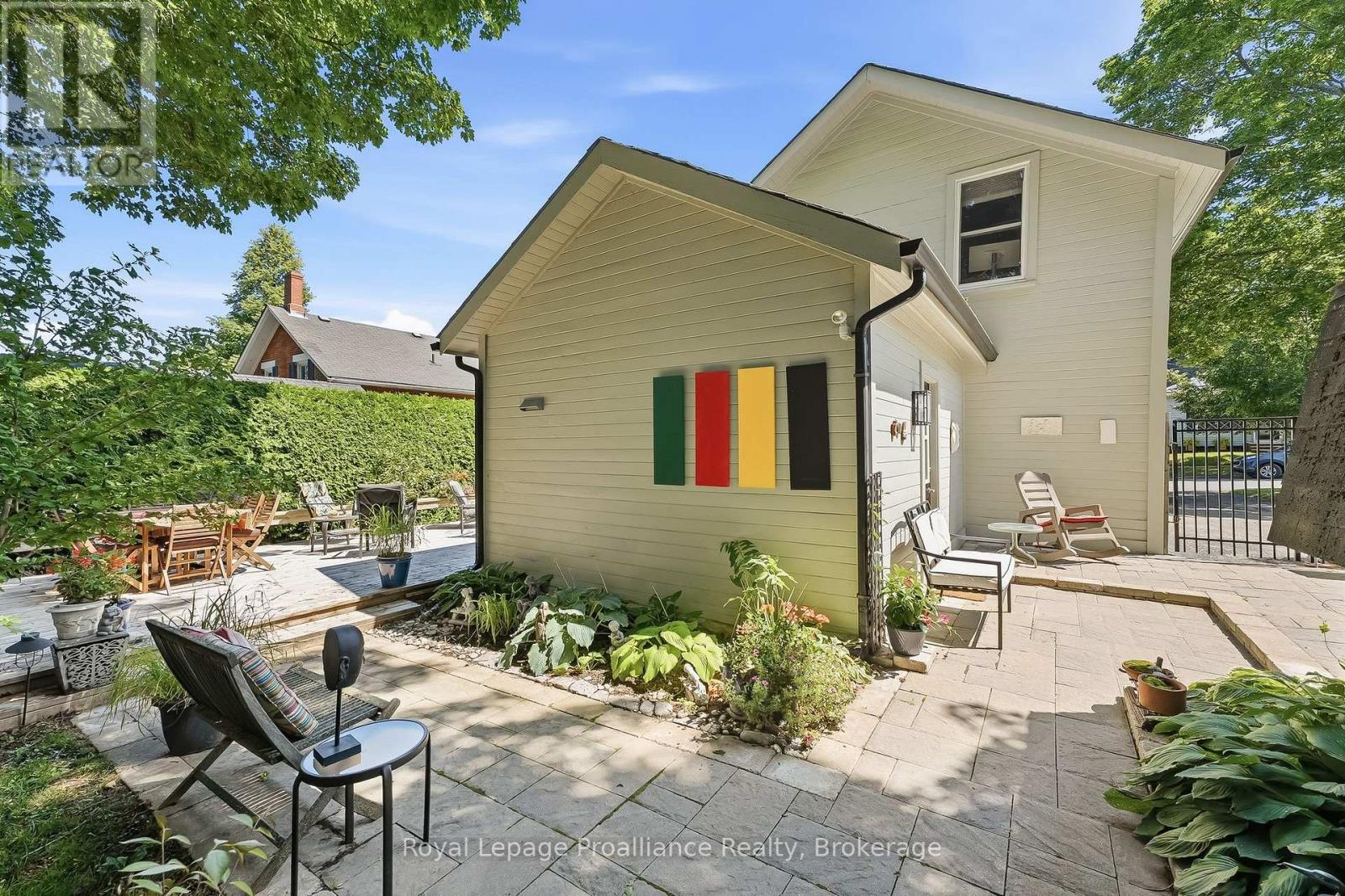 52 BRAMLEY STREET S - 42