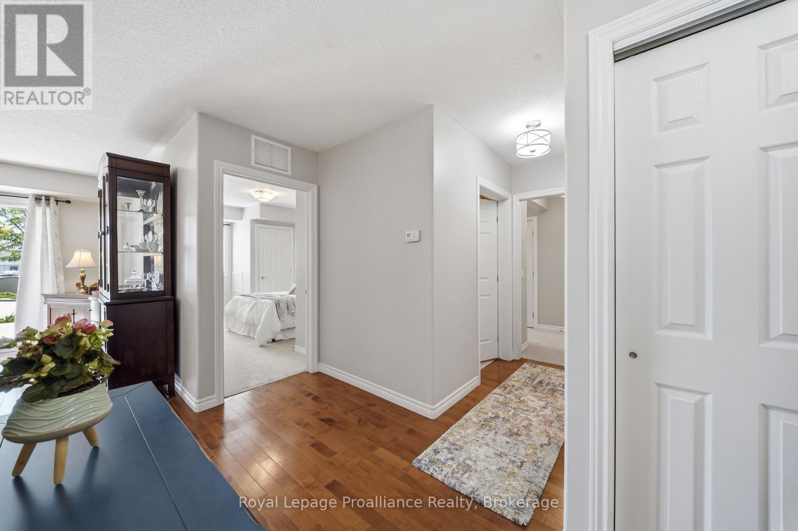 #101 15 HEARTWOOD DRIVE - Image 13