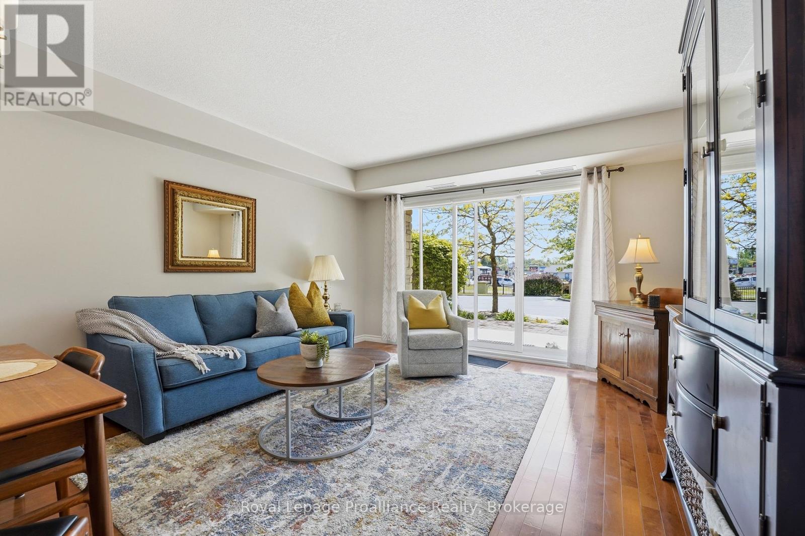 #101 15 HEARTWOOD DRIVE - Image 22