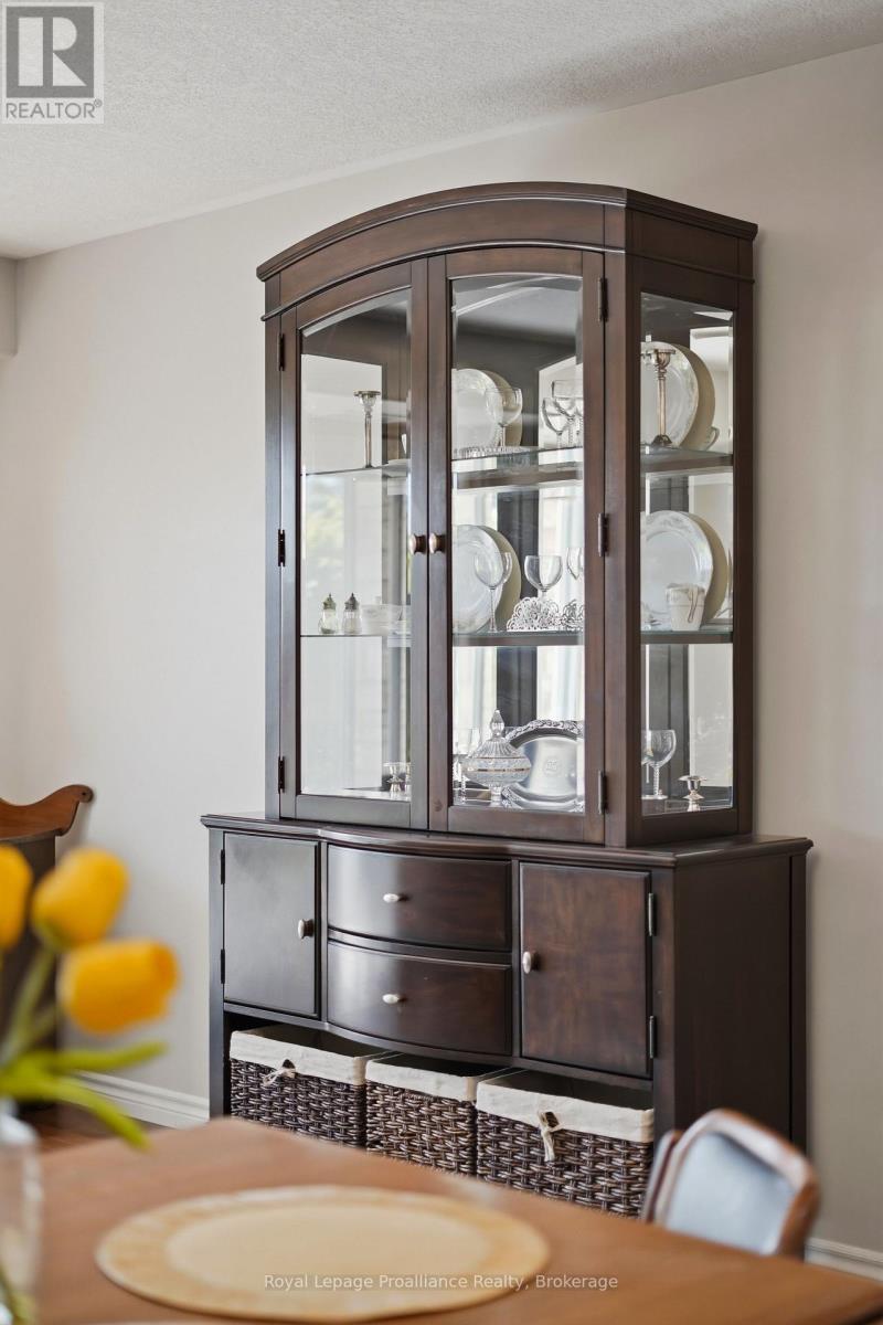 #101 15 HEARTWOOD DRIVE - Image 23