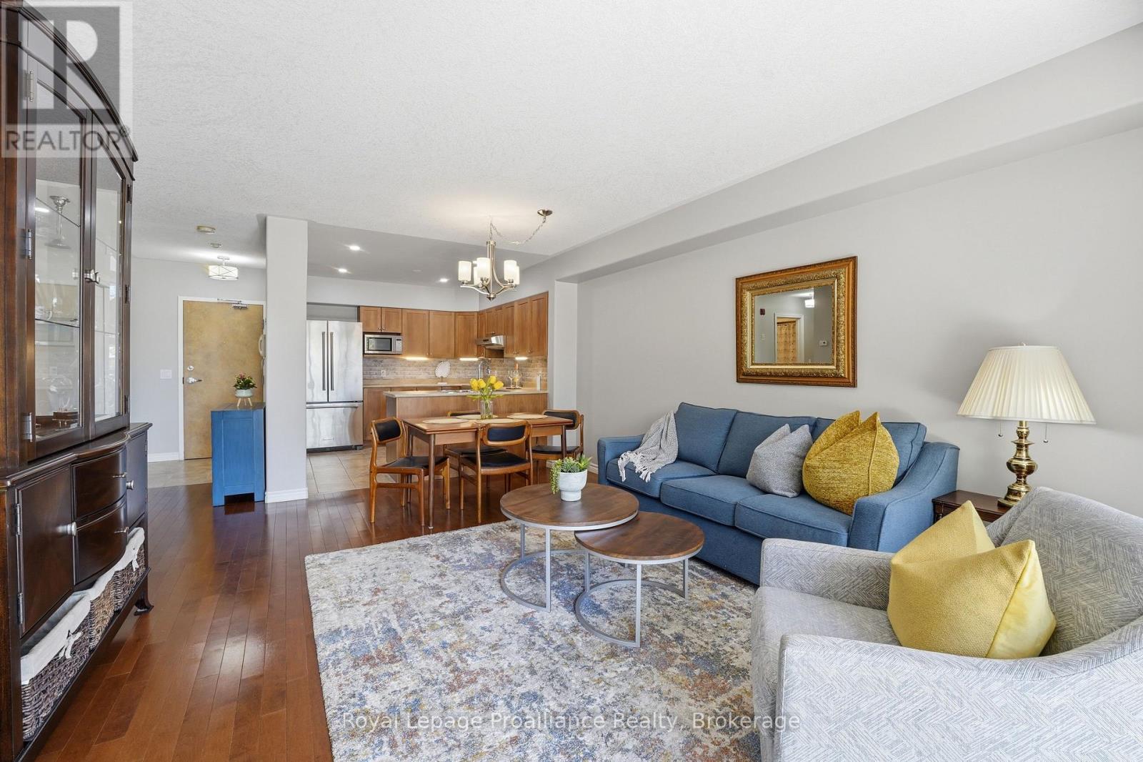 #101 15 HEARTWOOD DRIVE - Image 26
