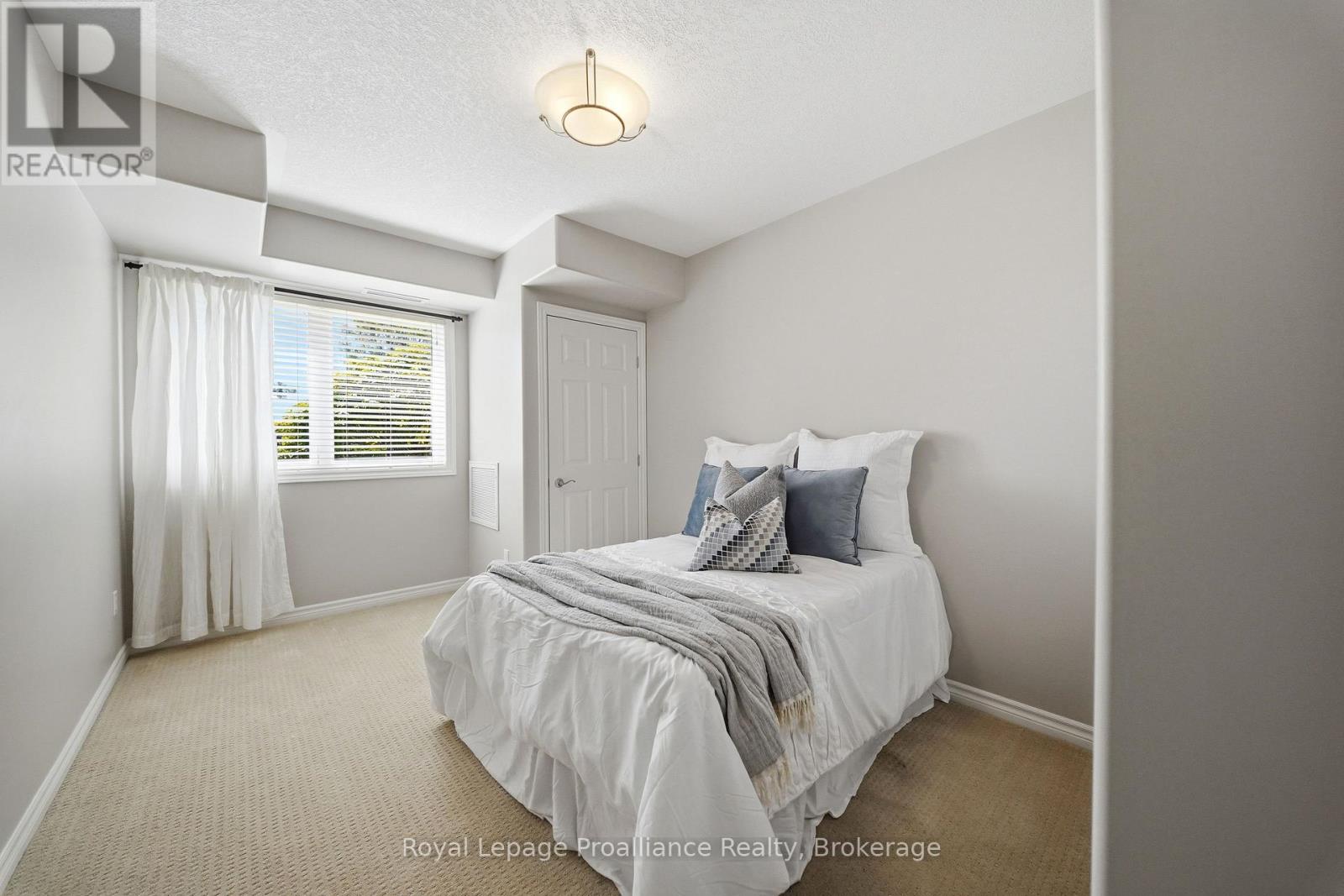 #101 15 HEARTWOOD DRIVE - Image 27