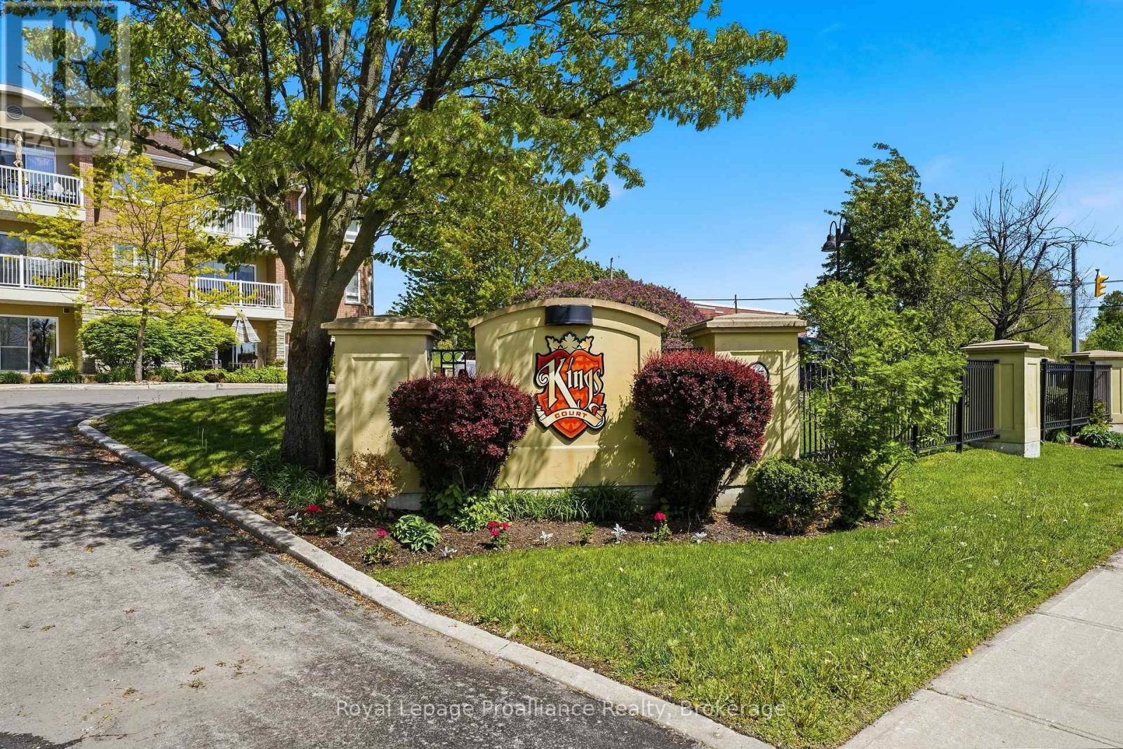 #101 15 HEARTWOOD DRIVE - 3