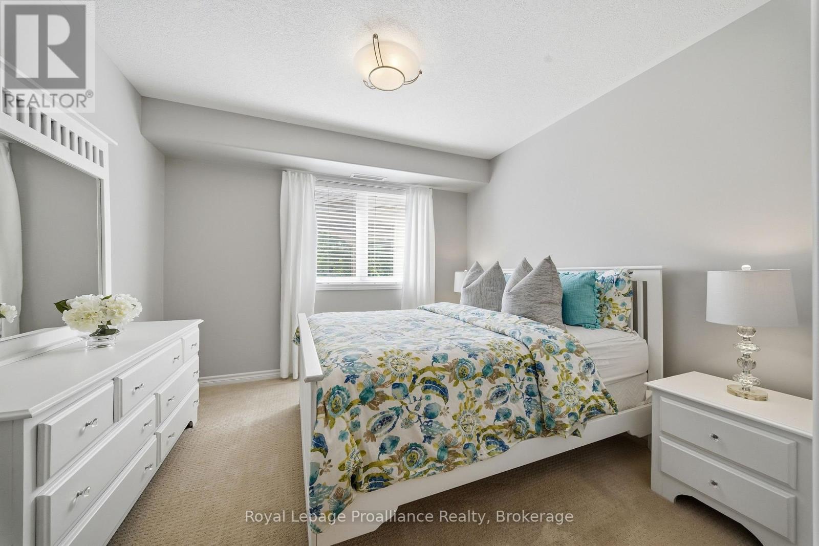 #101 15 HEARTWOOD DRIVE - Image 33