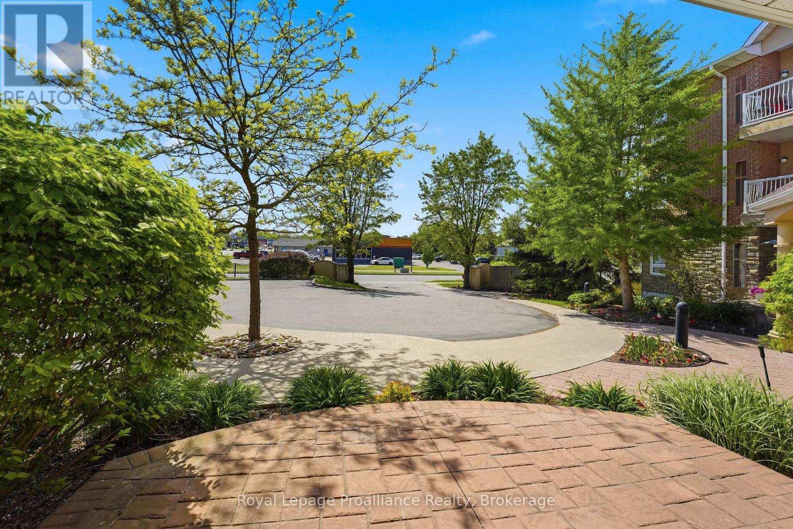 #101 15 HEARTWOOD DRIVE - Image 6