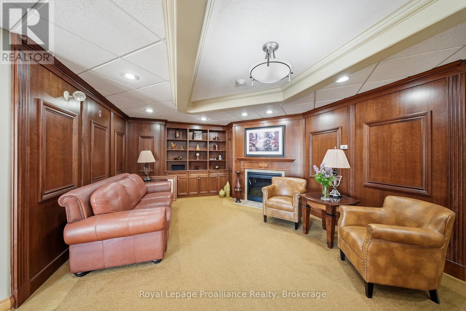 #101 15 HEARTWOOD DRIVE - 7