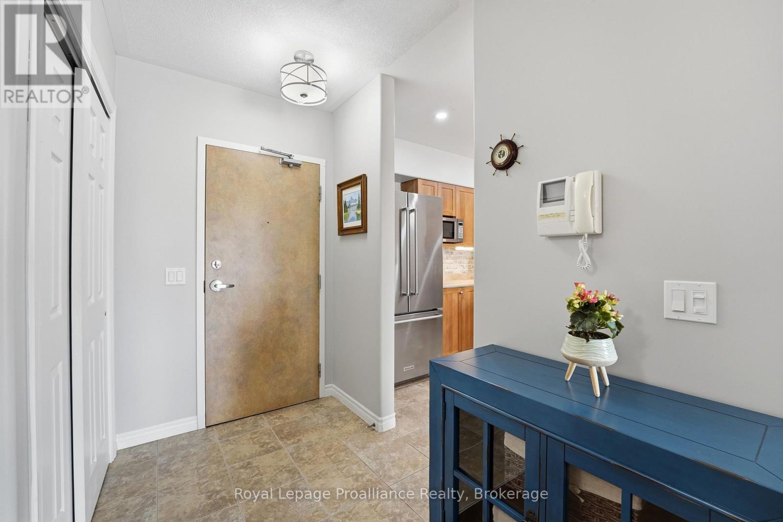#101 15 HEARTWOOD DRIVE - 9