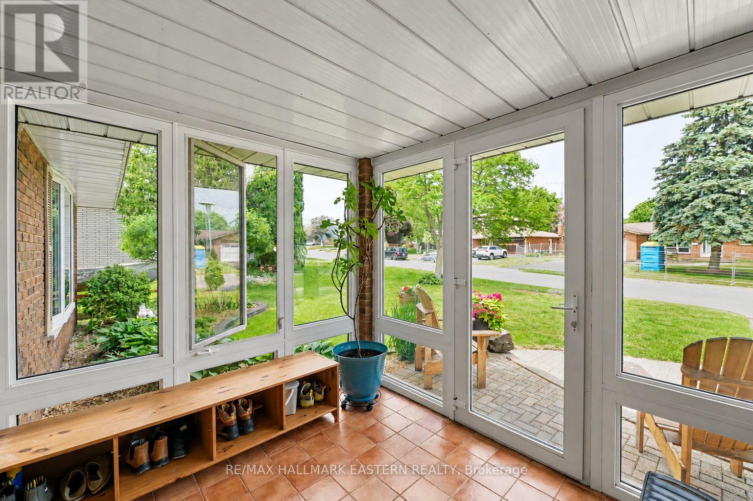 95 CENTENNIAL DRIVE - Image 6