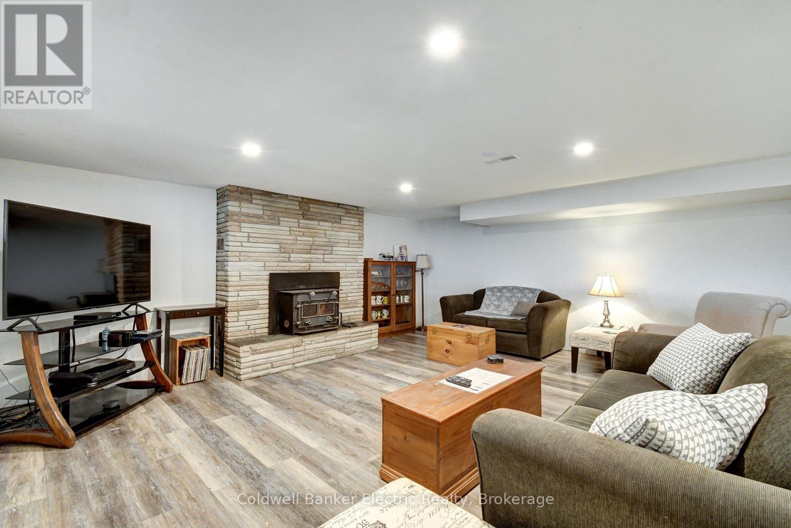 1647 STENNER ROAD - Image 9