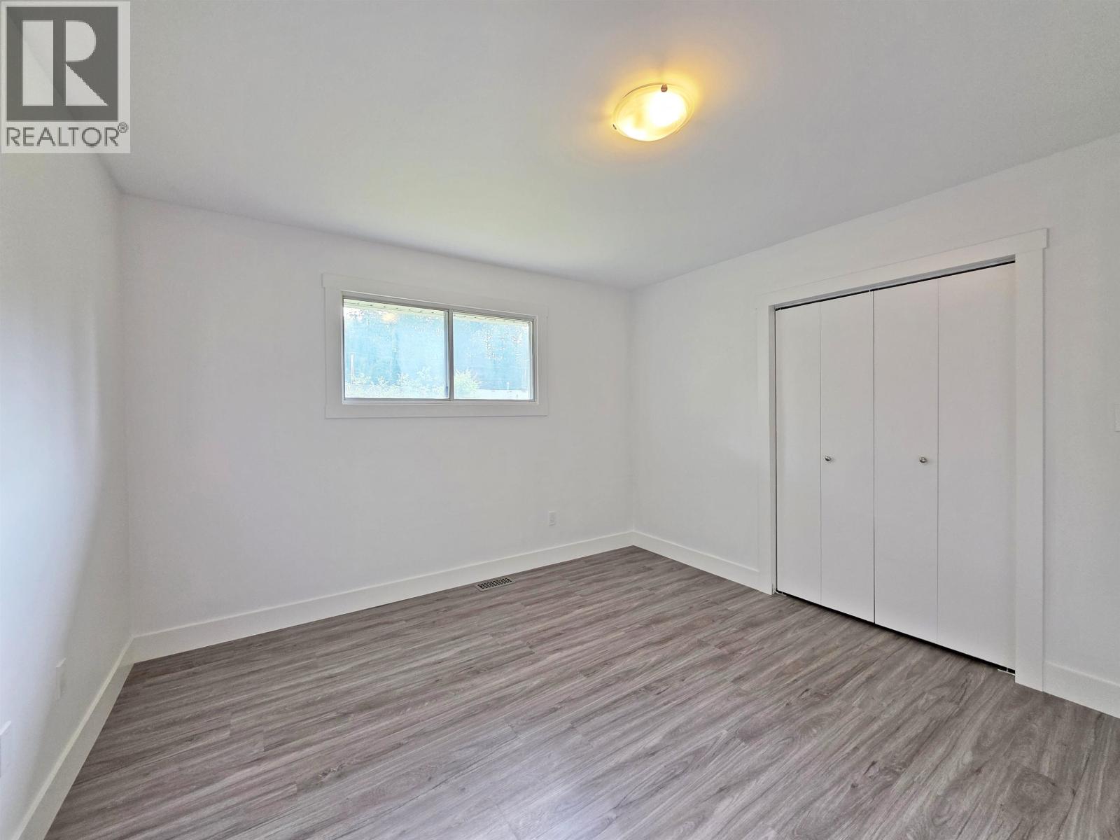 530 NORMAN STREET - 13