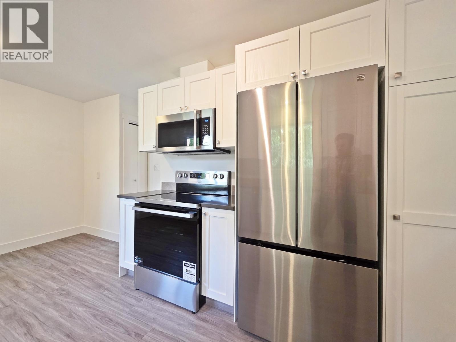 530 NORMAN STREET - 7